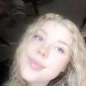 Meet your Posher, Ashli